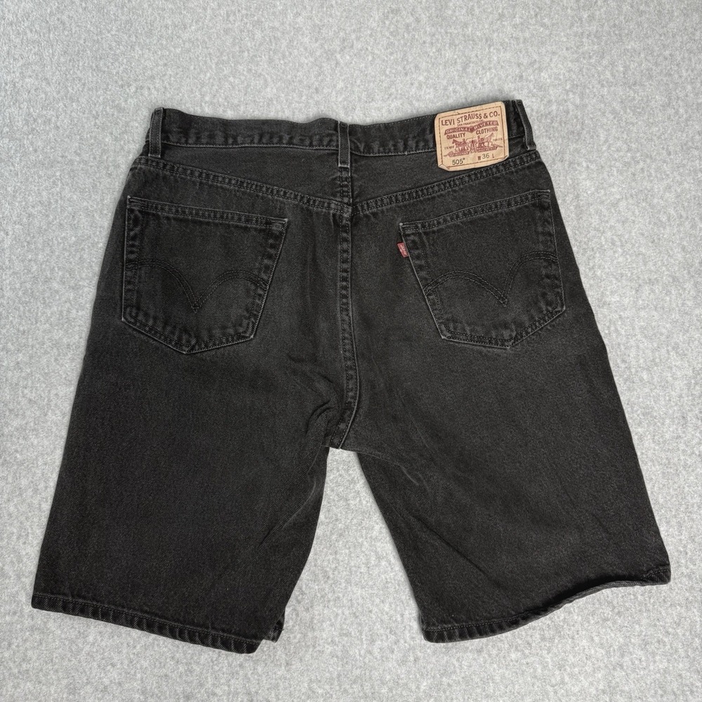 Vintage Levis Shorts Mens 36 Black Denim 505 Y2K Jeans Regular Fit Jorts Biker - Picture 3 of 8